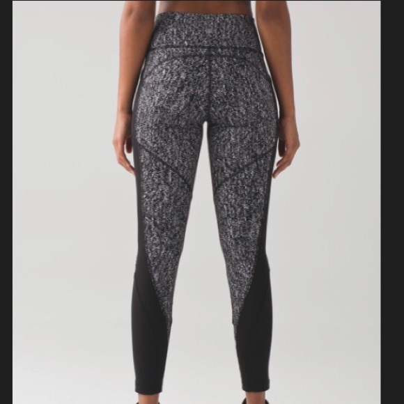 lululemon athletica Pants - Fit Physique Tight